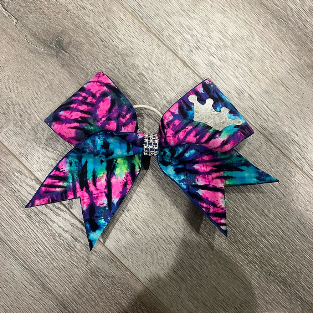 crown tie dye bow